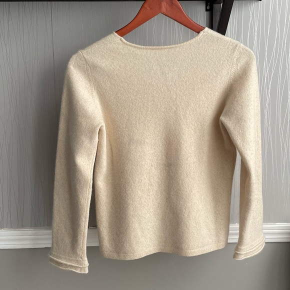 Ann Taylor Cashmere V Neck Sweater Medium Petite - Picture 5 of 6